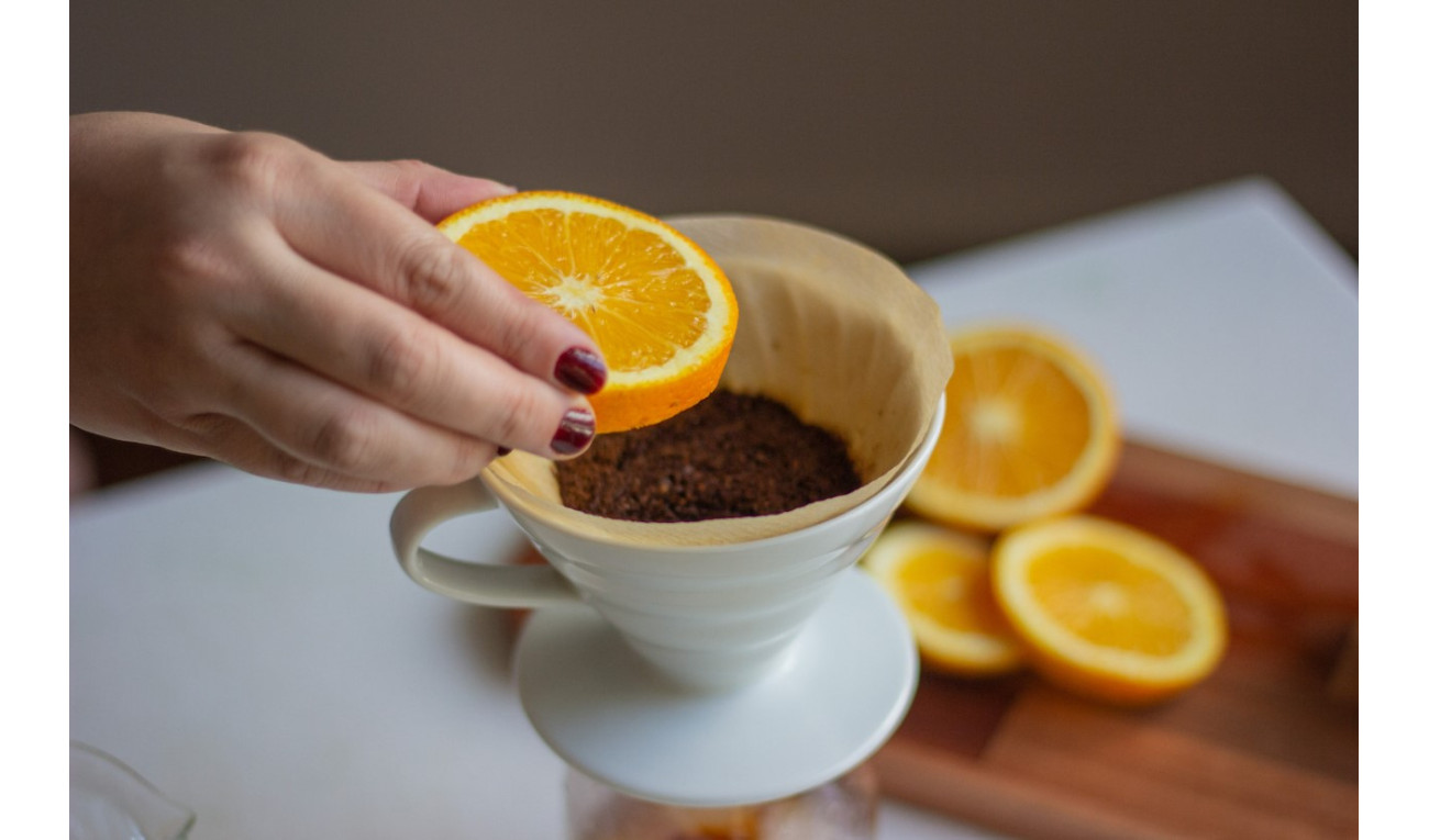 Mitos alimentares: Comer laranjas e beber café faz mal? Comer laranja à noite faz mal?